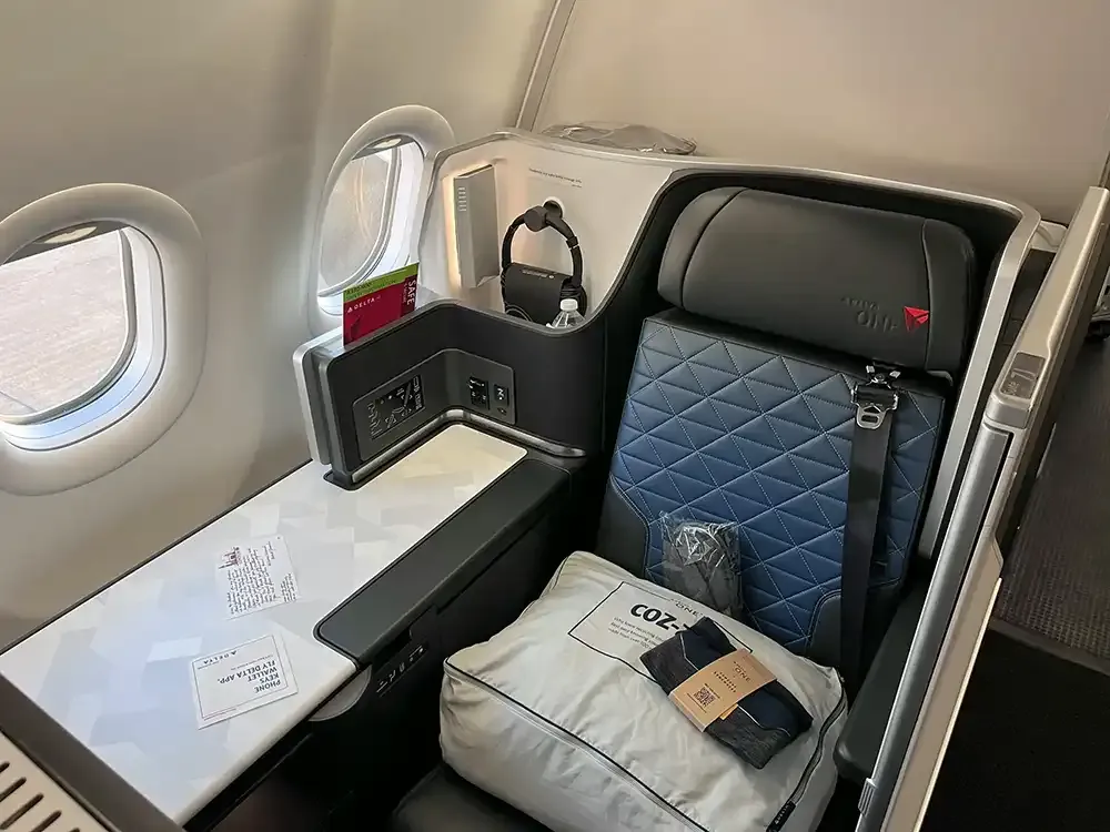 Business class seat