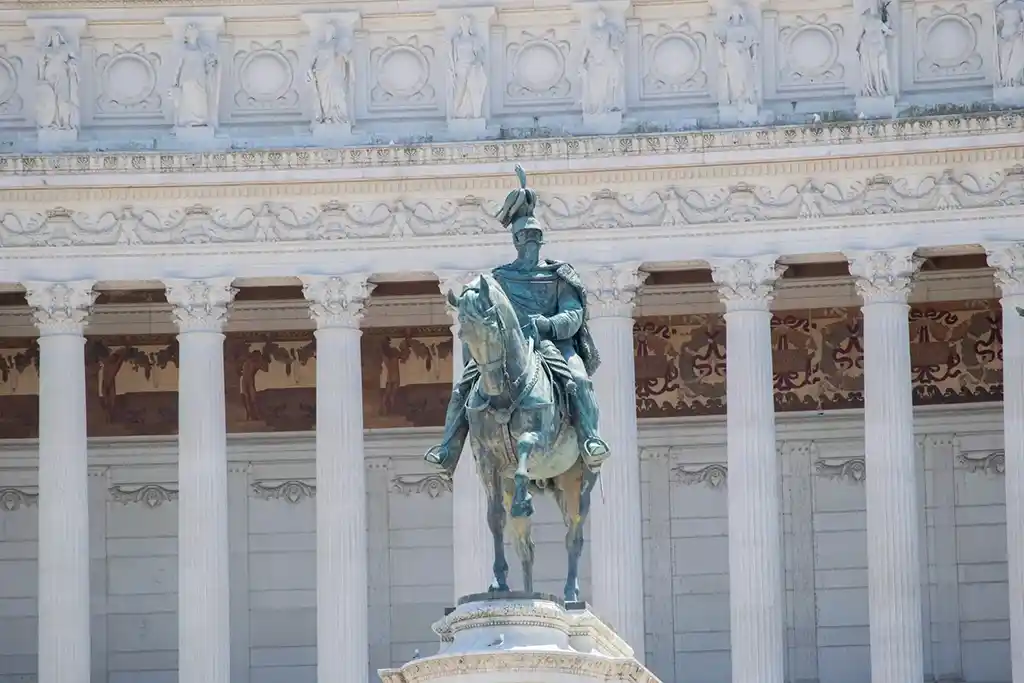 rome_statue_horse_2025